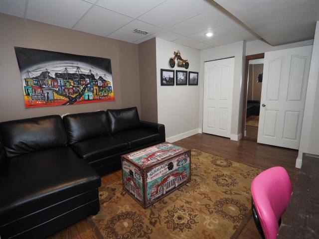 14 411 aberdeen drive