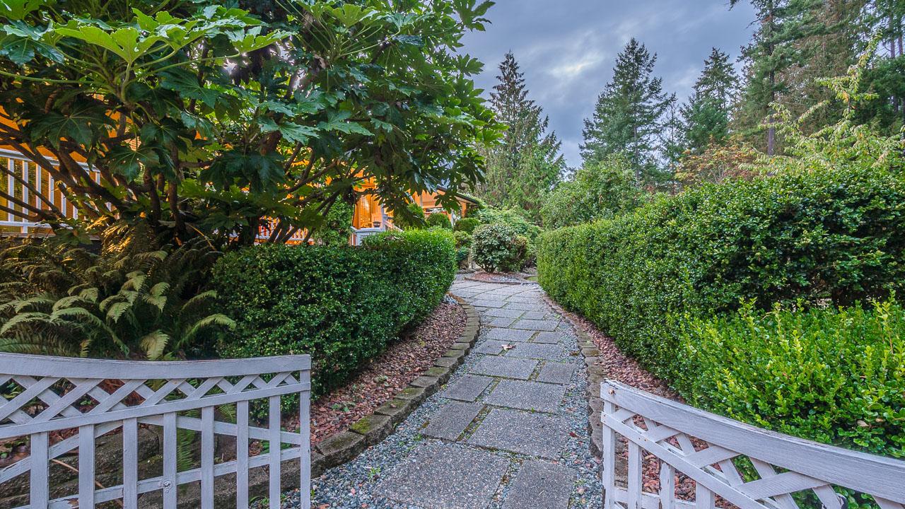 2729 Yellow Point Road Xposure