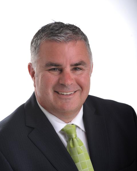 Tony Smith* Agent Photo