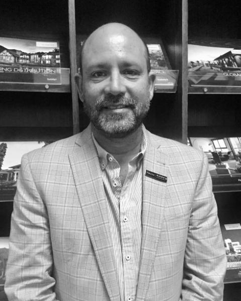 Alberto Quiros Agent Photo