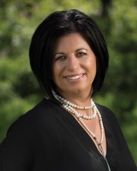 Shahira Bury Agent Photo