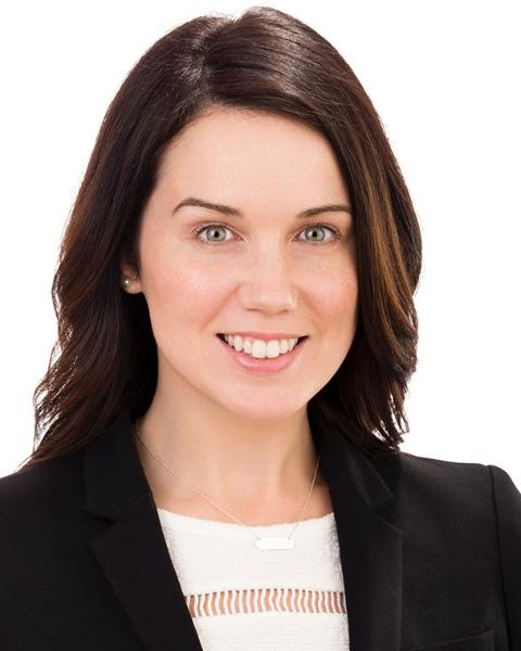 Alli Munro Agent Photo