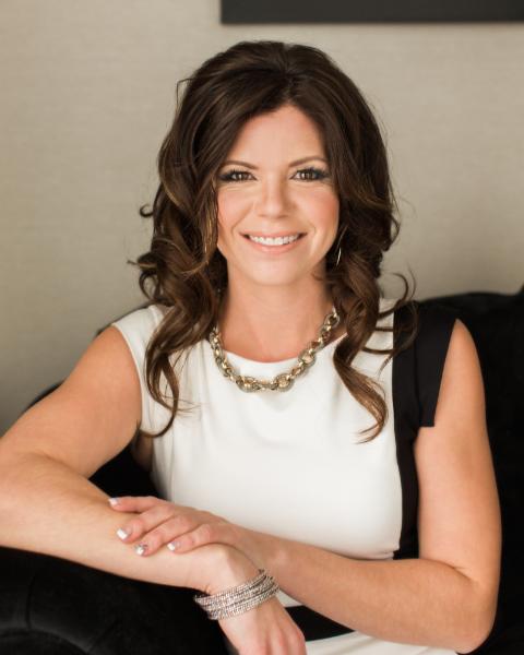 Bobbi Miller Agent Photo